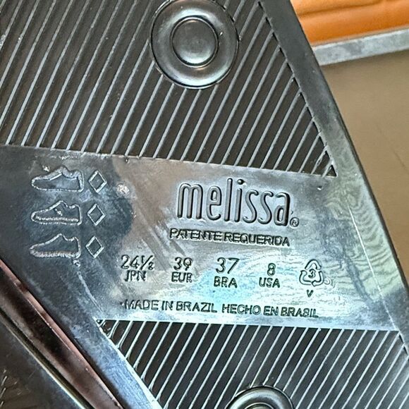 Melissa x Disney Beach Black and Yellow Slide Sandals size 8 - Picture 9 of 9